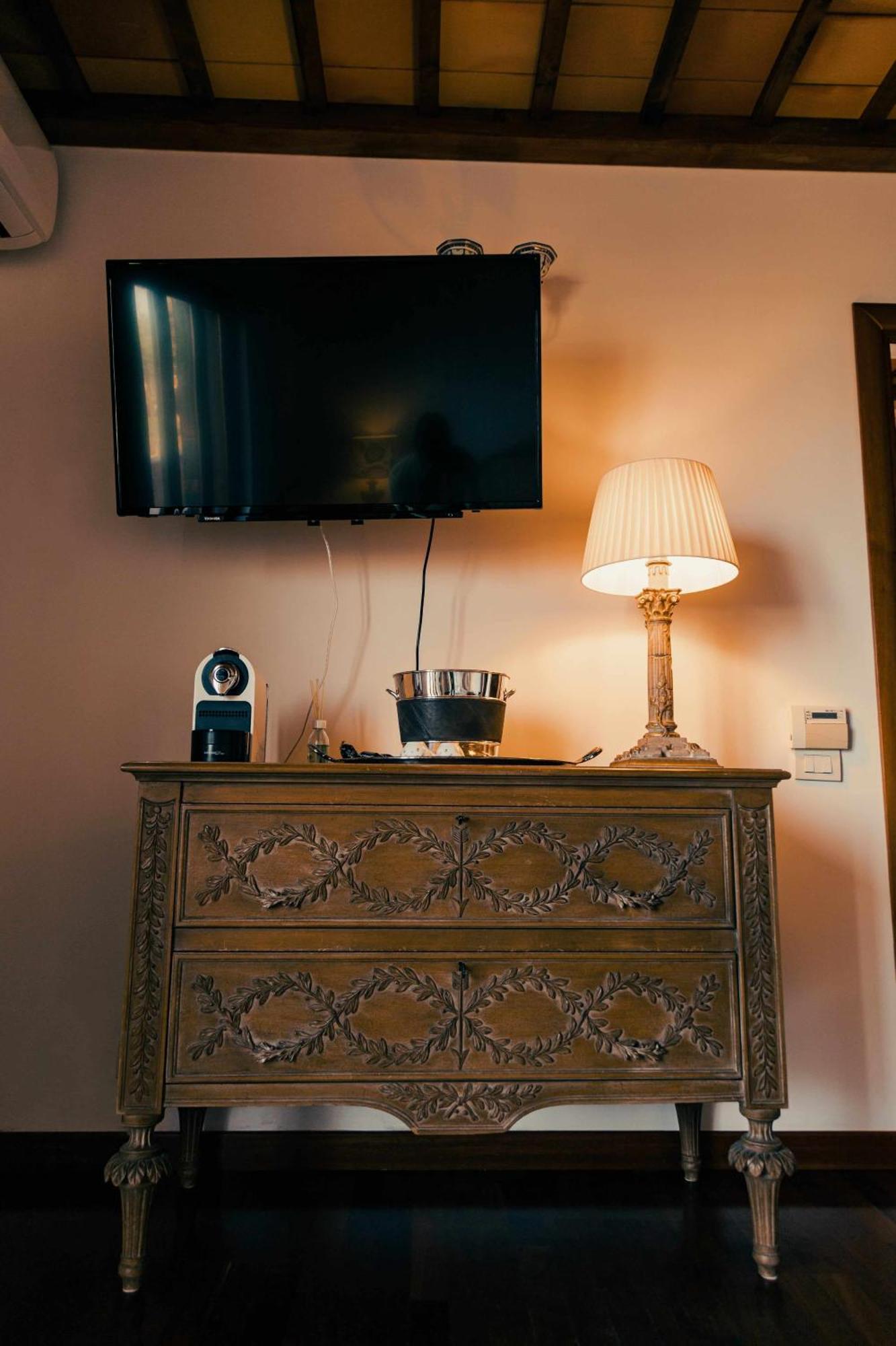 Bed And Breakfast Villa Romano Anzio Habitación foto